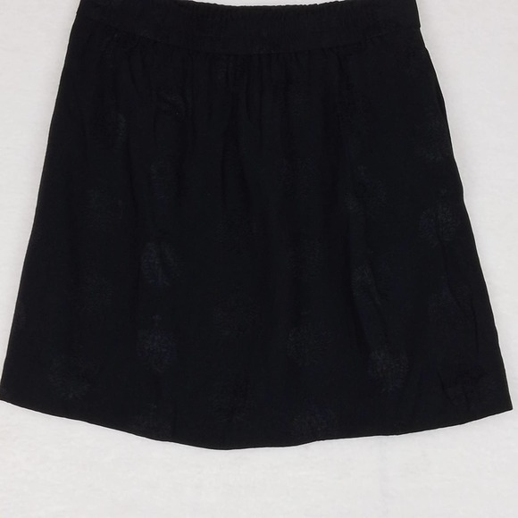Loft Lined Mini Skirt Size Medium in Black‎ w/ Damask Style Print - Picture 8 of 11